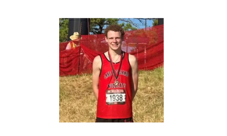 Congratulations to Rhett Austin on Setting a New 14:34 5K School Record!
