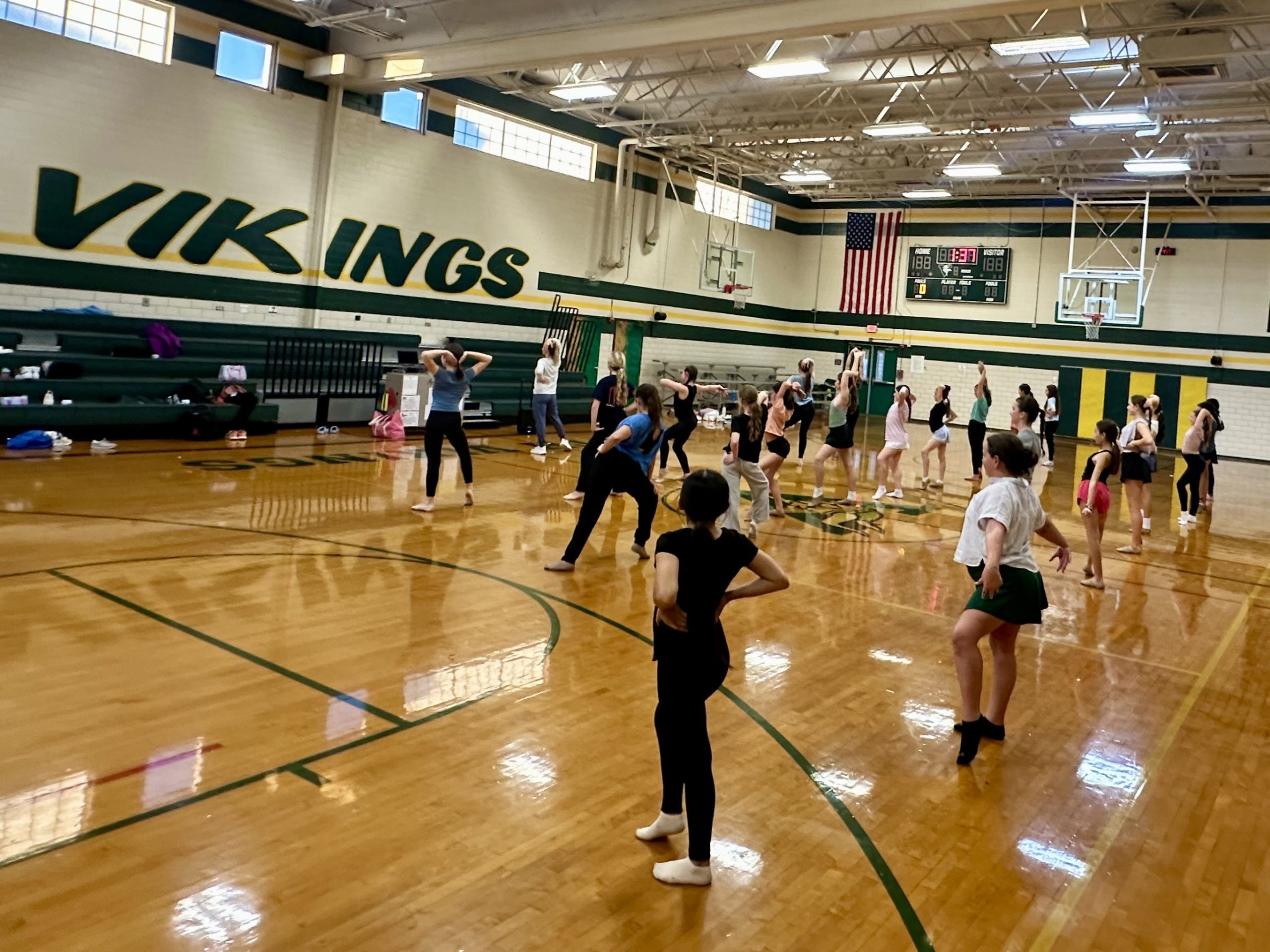 North 6th Grade Dance Class