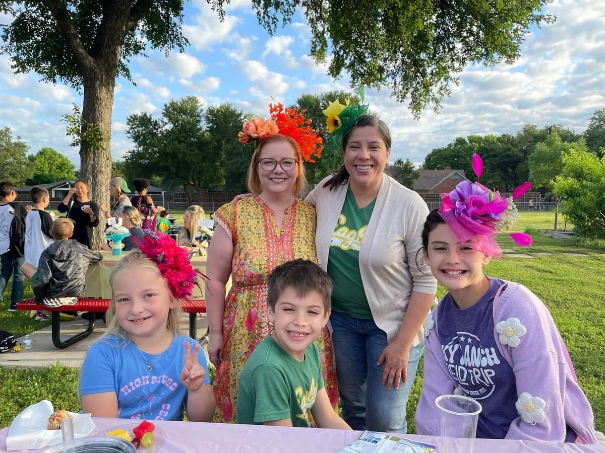 
Happy Mother's Day to all of our SCE moms and important ladies in the lives of our students. We enjoyed a quick celebration in the garden this morning at Muffins with Moms!