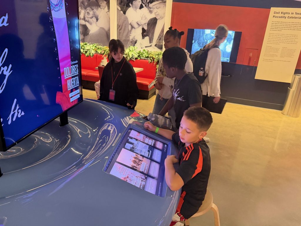 6 Holo Mus 2 Students at the Dallas Holocaust Museum